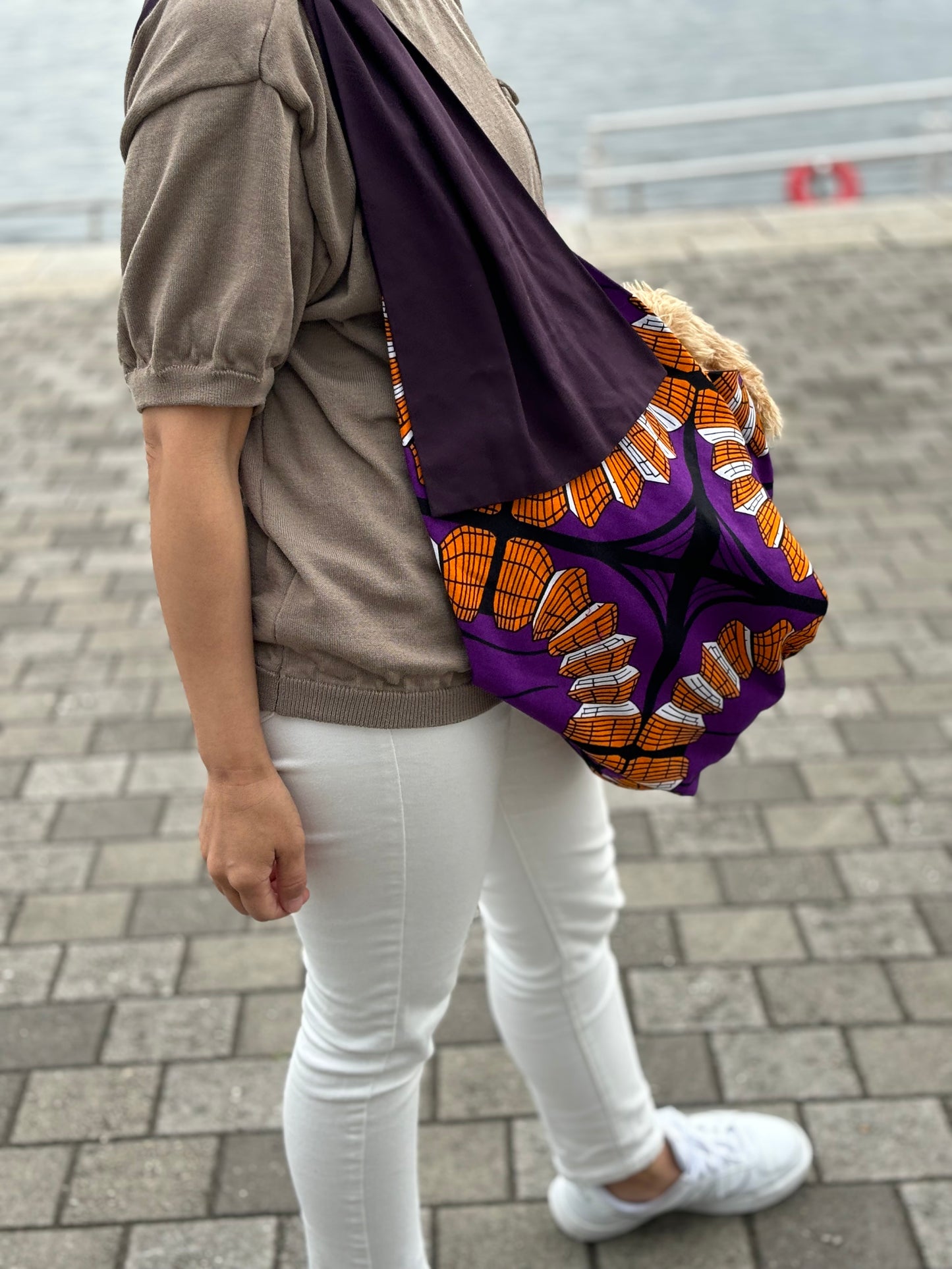 Dog sling (carrier string)